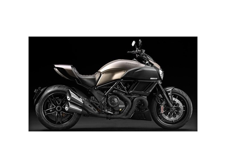 2015 Ducati Diavel Titanium