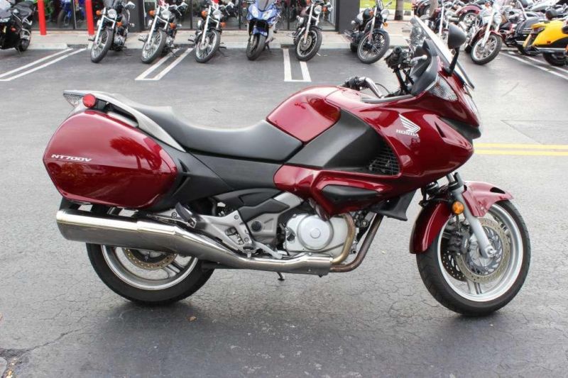 2010 Honda NT700VA