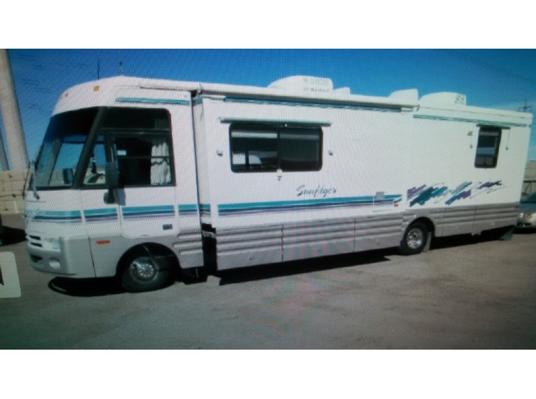 1998 Itasca Sunflyer SUN FLYER IPL39T