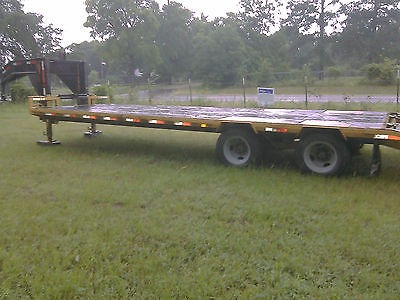 2001 26ft dovetail trailer