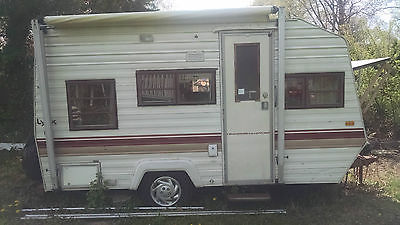 1988 15 ft Lynx Prowler Camper Trailer 2990 lbs Everything Works!!!