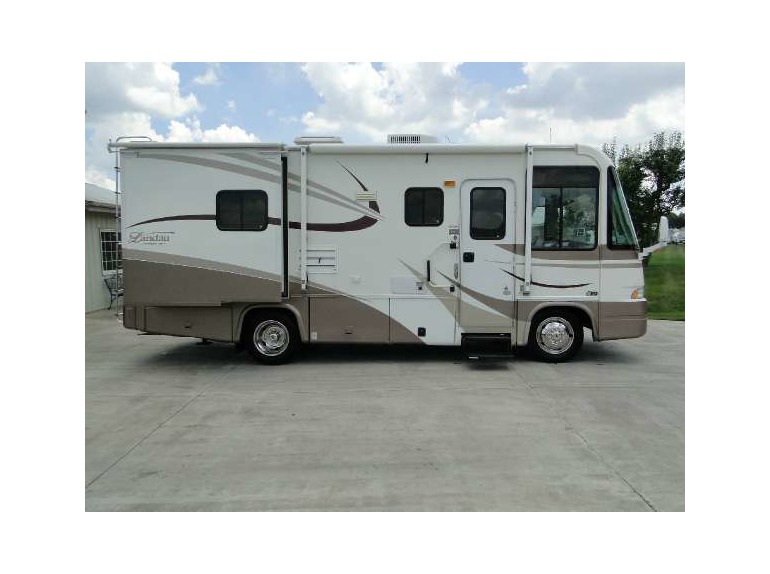 2004 Georgie Boy LANDAU 2450