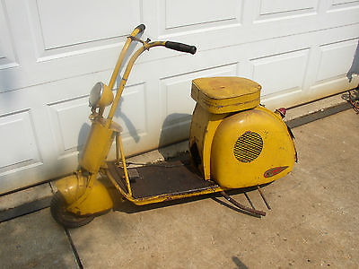 Other Makes Powell Streamliner Vintage Scooter Motorcycle 1941? Correct Lauson Engine
