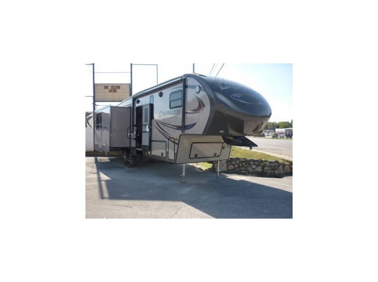 2015 Prime Time Crusader 294RLT