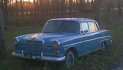 Mercedes-Benz : 200-Series sedan 1968 mercedes benz 200 d blue engine removed but sold with car