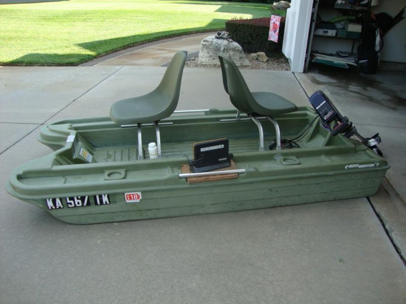 1993  Basshunter 2 person boat