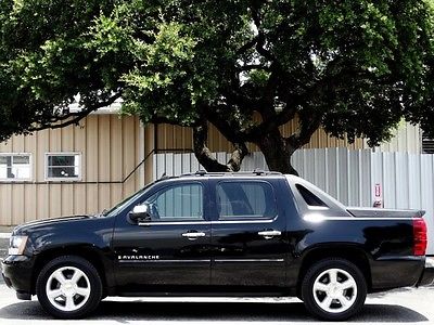 Chevrolet : Avalanche LTZ V8 2007 chevy avalanche leather roof onstar xm cruise power seats heated