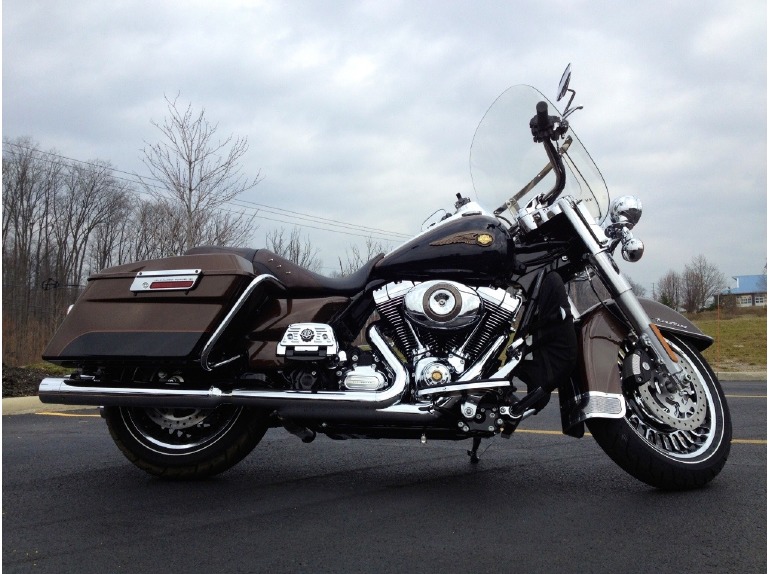 2013 Harley-Davidson Road King ANNIVERSARY EDITION