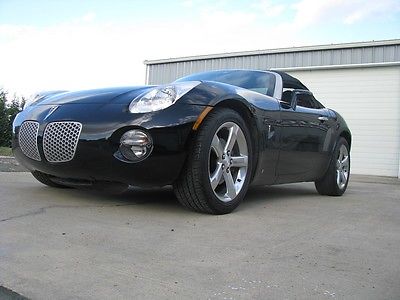 Pontiac : Solstice BASE Black on Black , well optioned, Automatic, 18
