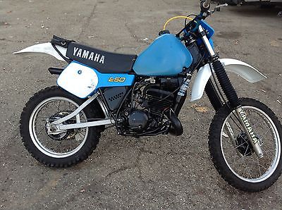 Yamaha : Other Vintage 1982 YAMAHA IT-250 MOTORCYCLE Blue Original with pink slip