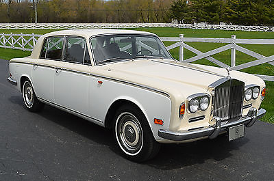 Rolls-Royce : Silver Shadow - 4 door sedan Very low miles, restored beauty. Fully serviced & maintained, ready to show.