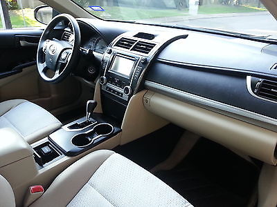 Toyota : Camry LE  2012 toyota camry le