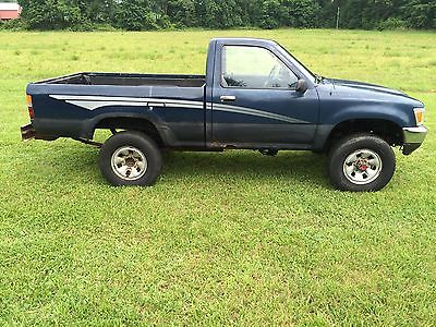 Toyota : Other SR5 Standard Cab Pickup 2-Door 1990 toyota pickup sr 5 standard cab truck 2 door 2.4 l