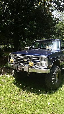 Chevrolet : C/K Pickup 1500 silverado 1985 chevy silverado 4 x 4