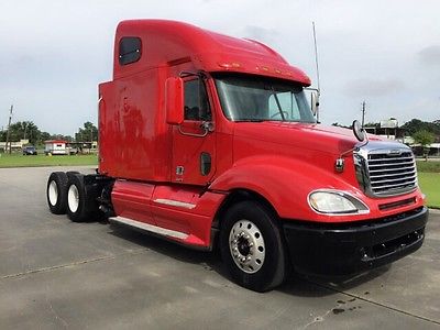 Other Makes : Columbia 120 Straight Truck - Long Conventional 2006 freightliner columbia