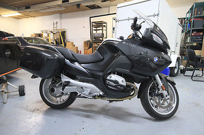BMW : R-Series BMW R1200R,2005 Loaded,GPS,ABS,EAS,fogs,cruse,floorboards,bags,guards,tires