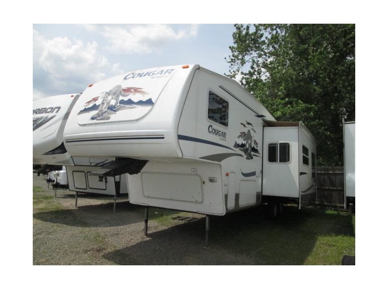 2005 Keystone Cougar 281