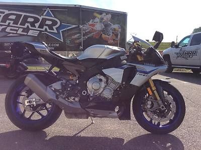 Yamaha : YZF-R Brand new 2015 Yamaha YZF-R1M Limited edition- 1 of 200 available in the US!