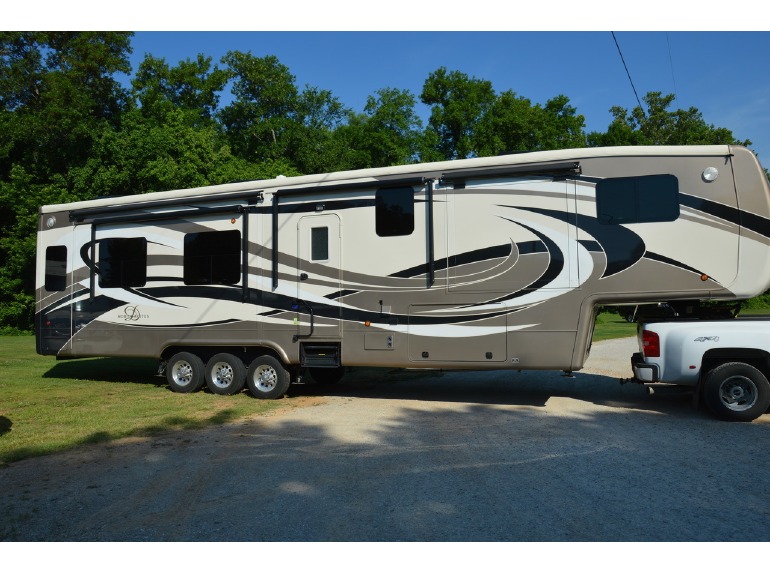 2015 DRV Mobile Suites 43 CINCINNATI