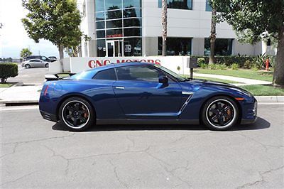 Nissan : GT-R 2dr Coupe Black Edition 2013 nissan gt r gtr black edition coupe in rare deep blue pearl