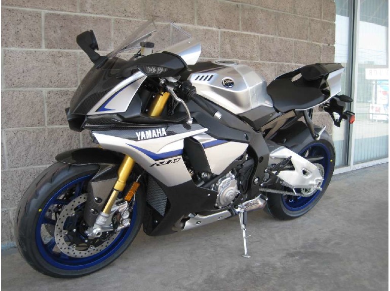 2015 Yamaha YZF-R1M