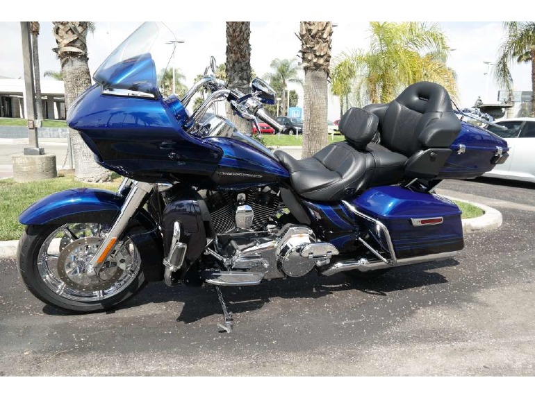 2015 Harley-Davidson CVO Road Glide Ultra