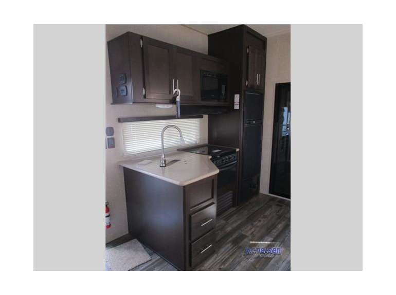 2016 Forest River Rv Cherokee Wolf Pack 315WP
