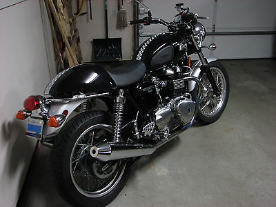 Triumph : Bonneville Triumph 2004 Thruxton 