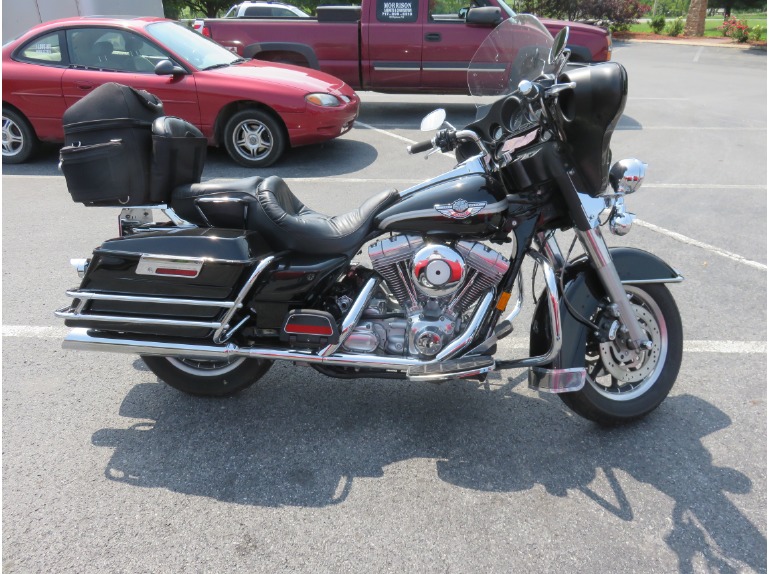 2003 Harley-Davidson FLHT