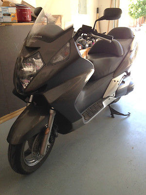 Honda : Other 2005 honda silverwing maxi scooter only 2500 miles