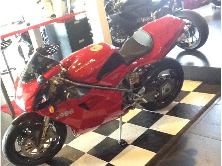 2001 Ducati 996