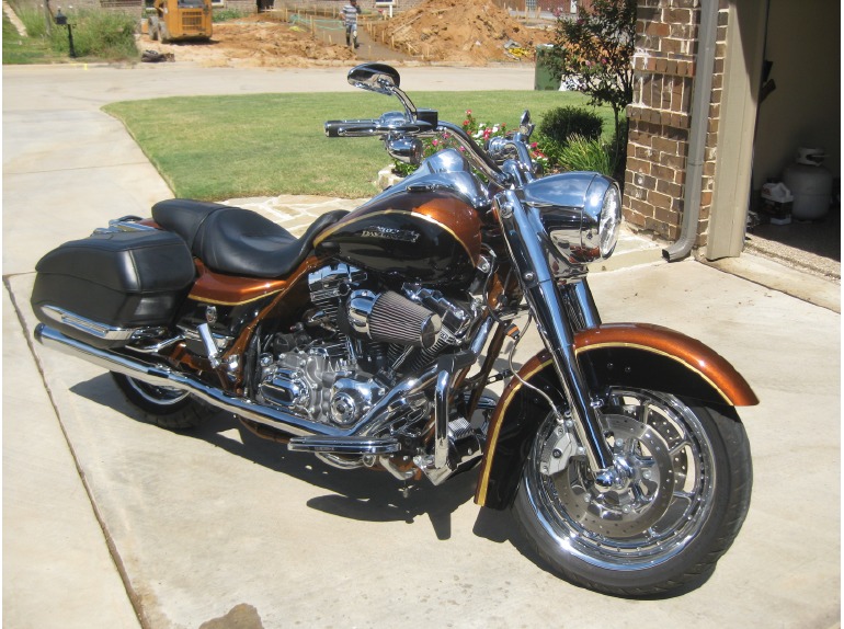 2008 Harley-Davidson Road King CVO