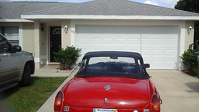 MG : MGB 1973 red mgb roadster with overdrive