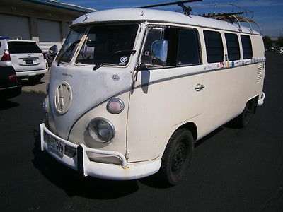 Volkswagen : Bus/Vanagon SLIDING DOOR 1966 vw bus sliding door