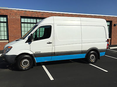 Dodge : Sprinter Base Standard Cargo Van 3-Door 2008 dodge sprinter 2500 base standard cargo van 3 door 3.0 l