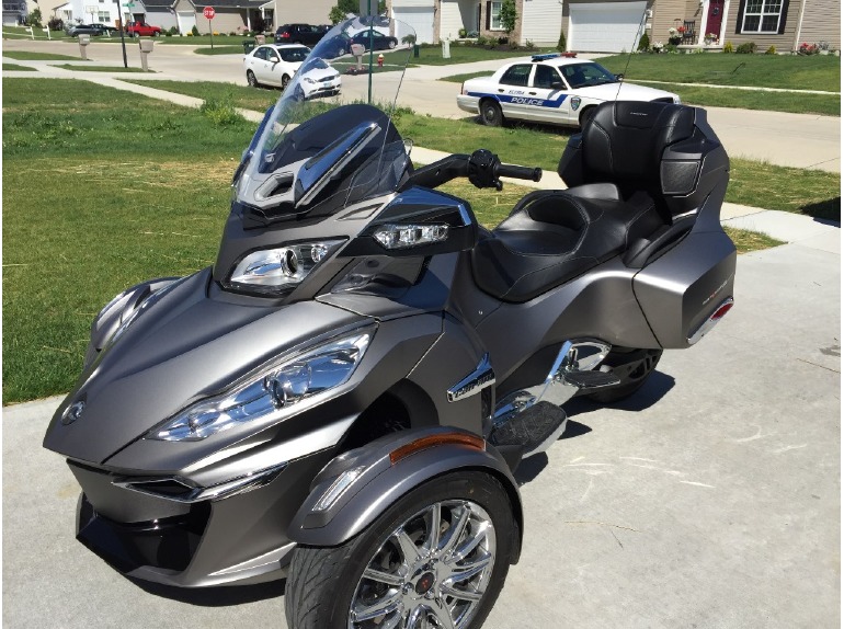 2014 Can-Am Spyder RT LIMITED