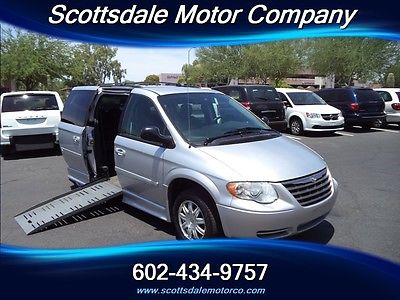 Chrysler : Town & Country Wheelchair 2005 chrysler town country touring wheelchair handicap mobility van low miles