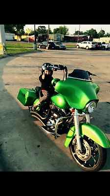 Harley-Davidson : Touring Harley Davidson Street Glide 2010 15,500 OBO