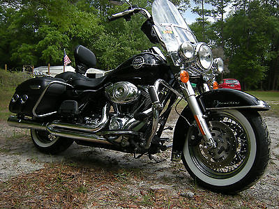 Harley-Davidson : Touring 2010 harley davidson road king classic flhrc