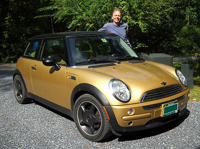 Mini : Cooper MINI with gold inside and out, center padded armrest, iPod interface, new parts