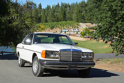 Mercedes-Benz : 300-Series Base Coupe 2-Door 1982 mercedes benz 300 cd classic coupe 2 door 3.0 l