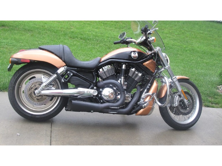 2008 Harley-Davidson V-Rod ANNIVERSARY EDITION