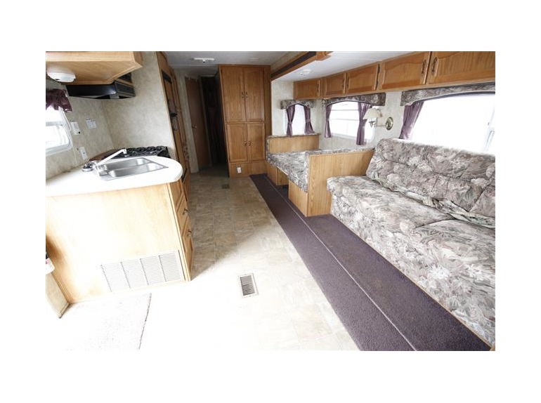 2006 Forest River Wildwood 30BHBS