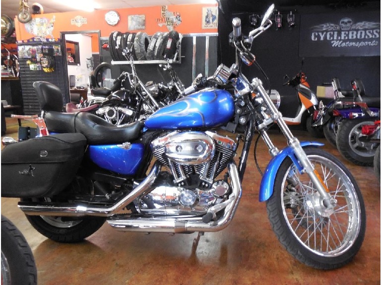 2004 Harley-Davidson Sportster® XL 1200 Custom