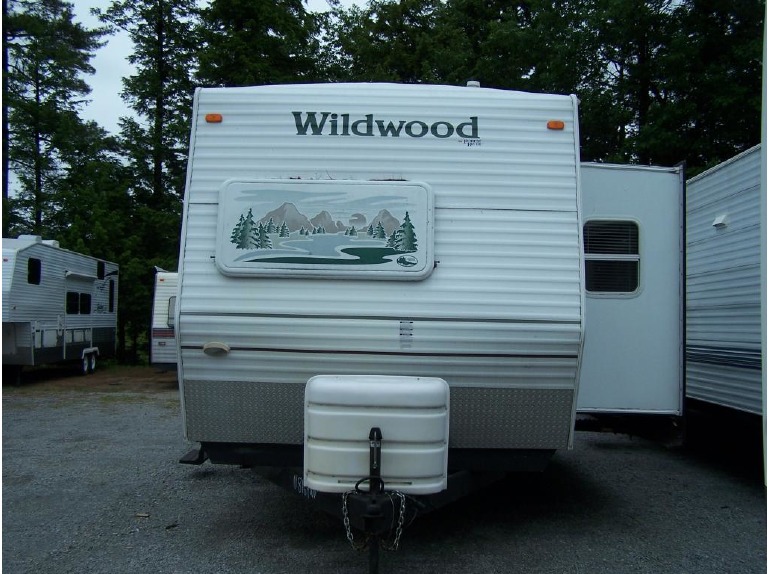 2004 Forest River Wildwood 32FKSS