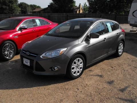 2012 FORD FOCUS 4 DOOR HATCHBACK