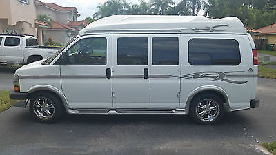 Chevrolet : Express Conversion In Great Condition, Original Owner, 71 K, White Paint With Grey Decals