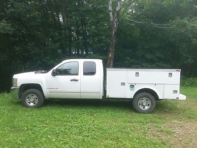 Chevrolet : Silverado 2500 Utility Extended Cab DIESEL EXTENDED CAB UTILITY BOX ALLISON TRANSMISSION. NEW TIRES. FLORIDA VEHICLE