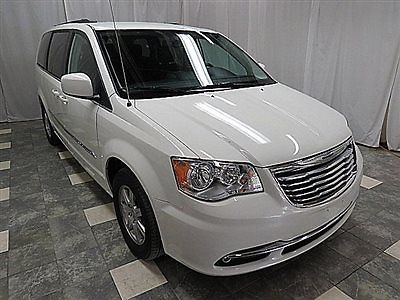 Chrysler : Town & Country 4dr Wagon Touring 2012 chrysler town country touring 23 k rear view camera stow and go