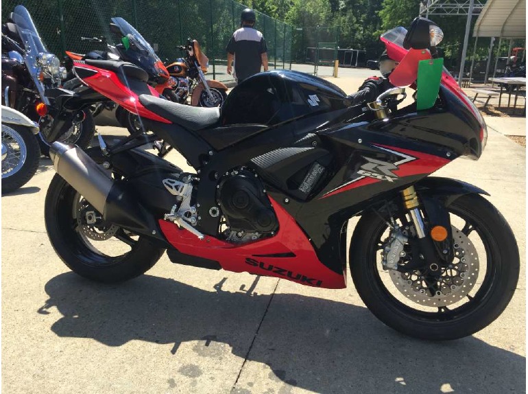 2014 Suzuki GSX-R750